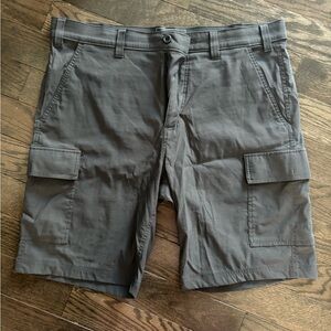 EUC- Eddie Bauer Men’s Shorts Dark Gray Size: 36